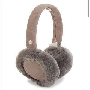 NWT UGG Shearling and Suede Earmuffs